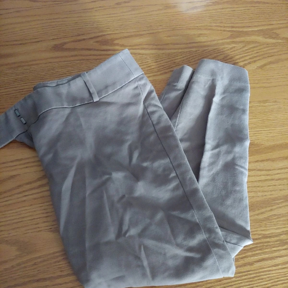 Loft capris